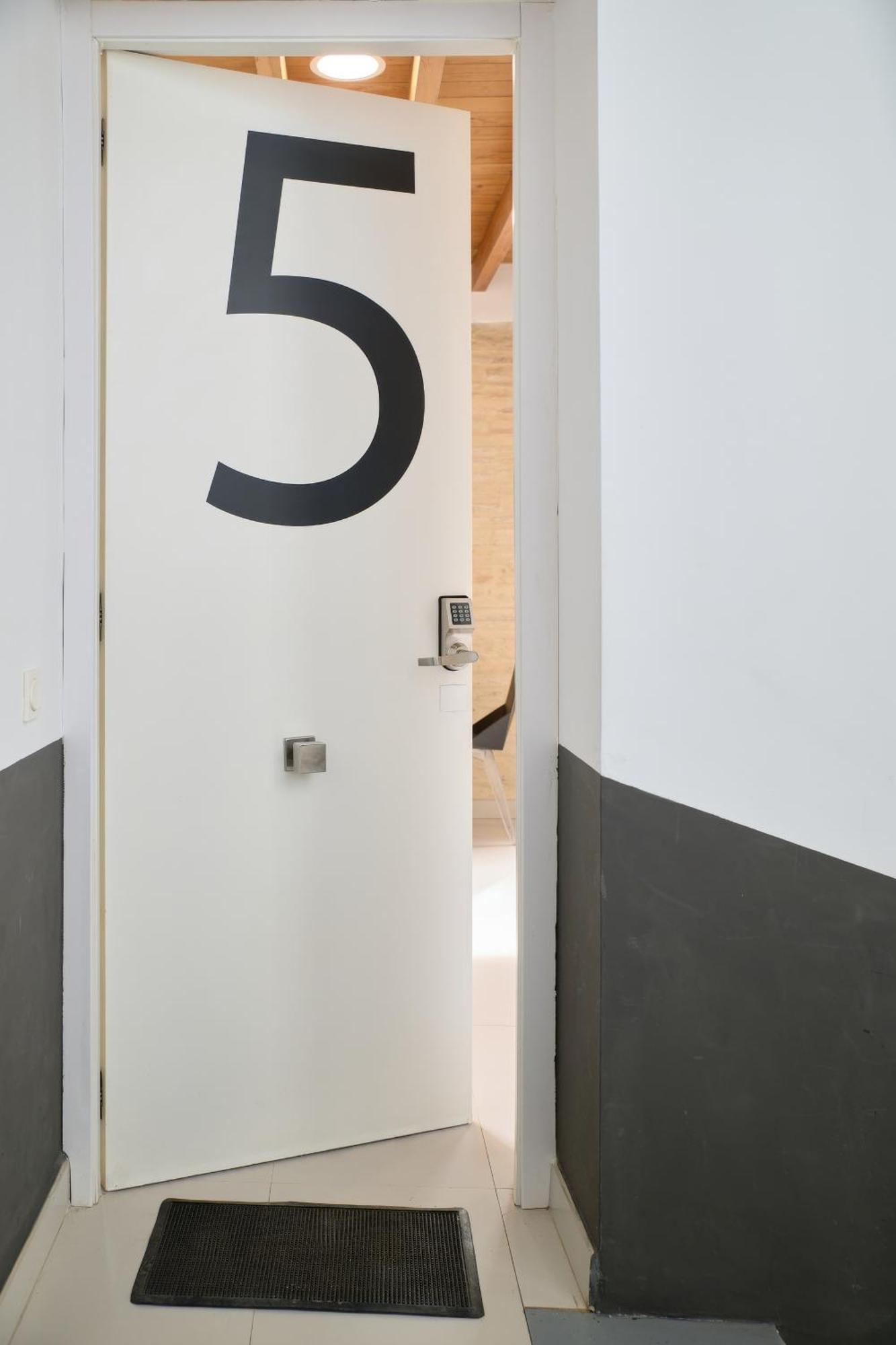 Apartamento Soleado En Plaza Del Carmen Valencia Eksteriør billede