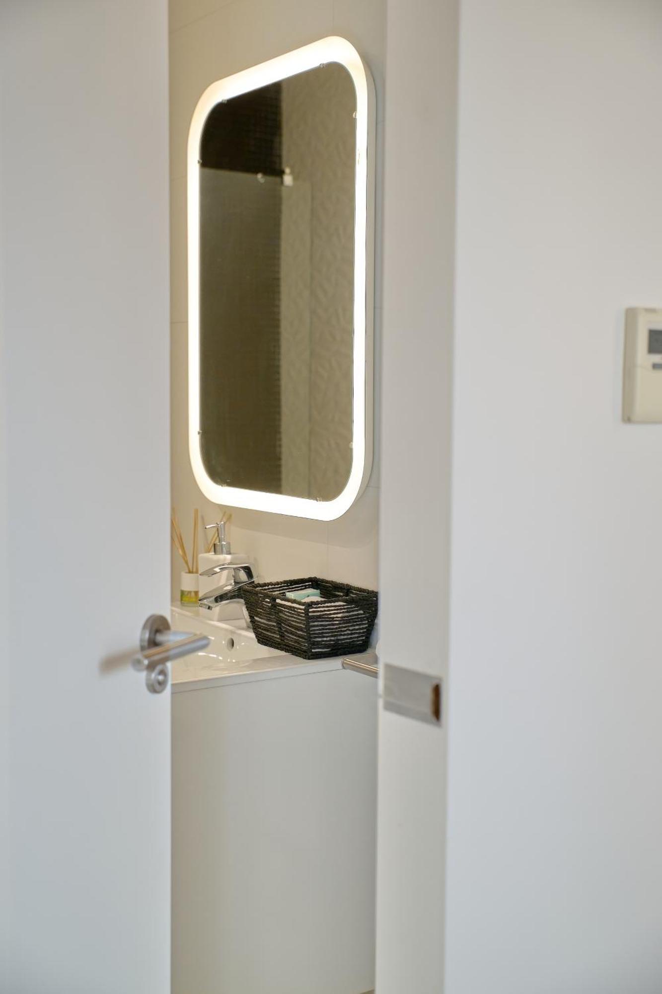 Apartamento Soleado En Plaza Del Carmen Valencia Eksteriør billede